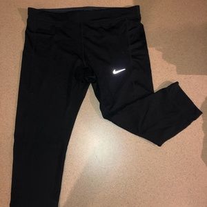 Nike capri leggings